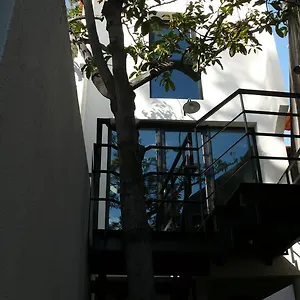 https://casinha-de-prazeres.madeira-islandshotels.com